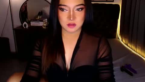 Ekang online show from May 16, 7:02 pm