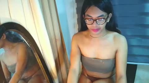 _karie_ online show from May 10, 1:21 am