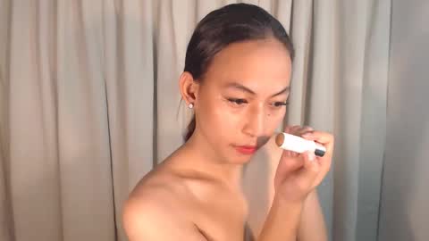 Kylie online show from September 22, 10:42 am