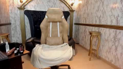 Rosse Moon Online Monday to saturday  1430 to 2100 gmt-5  online show from January 16, 8:38 pm