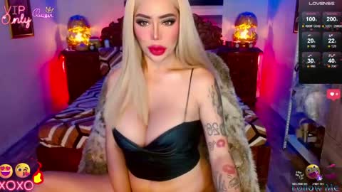 Hi my name is selinaim glad to meet everyone here  online show from May 29, 6:01 am