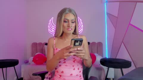 Scarlett online show from February 16, 8:21 am