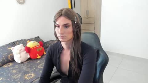 Shantall online show from May 18, 10:04 pm