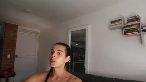 Anastasia Vahos online show from May 27, 5:32 pm