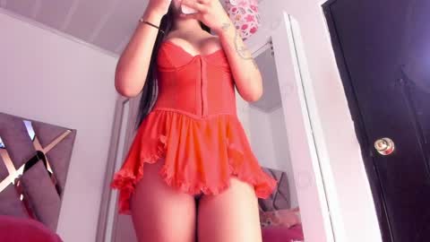 _valery_quinn online show from May 13, 12:08 am