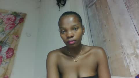 aadienne online show from May 7, 6:42 am