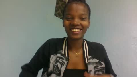 aadienne online show from May 15, 7:17 am