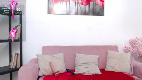Abigail online show from May 7, 1:29 pm