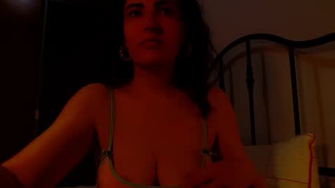amy        online show from May 28, 2:15 pm
