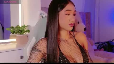 Isabellafirst online show from May 9, 11:09 pm