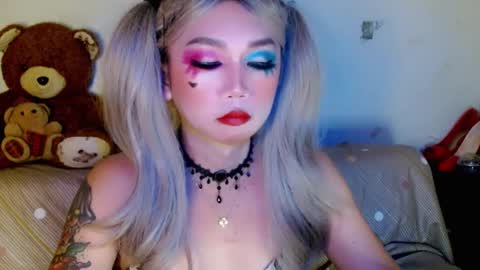 jasmine online show from March 4, 8:05 pm