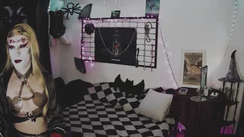 Mistic witch online show from February 14, 8:26 pm