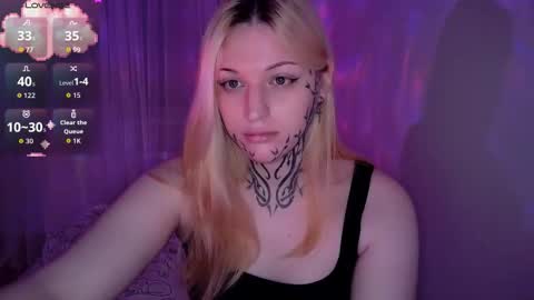 alexalarose online show from January 7, 9:07 pm