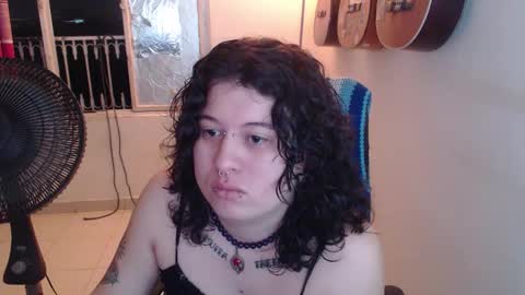 Alicia Aldara online show from December 15, 10:00 am