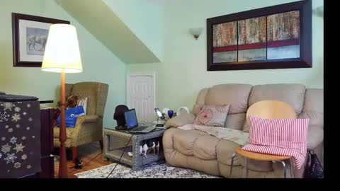 Alicia deHart  Help me reach 1000 Followers. Its FREE online show from May 25, 6:26 pm