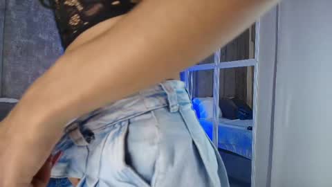 Ali Diaz online show from May 27, 7:22 pm