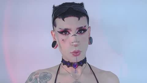     online show from April 28, 12:42 am
