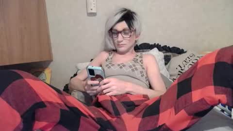 Alisha online show from May 13, 4:10 am