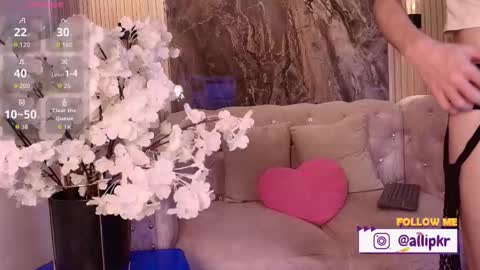 Alli  online show from December 15, 12:00 pm