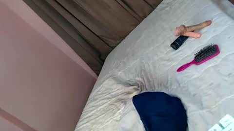 Snapshot of alove_too_last chatting on October 4, 3:02 pm LEXY online show from October 4, 3:02 pm