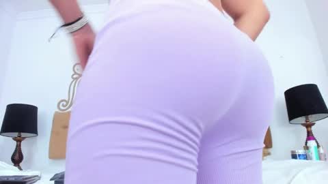 Amber Parisi online show from December 22, 1:34 am