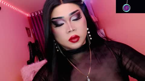 Queen Mireska online show from November 16, 3:33 pm