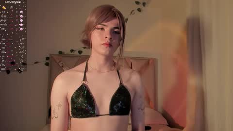 Angel Fiore online show from December 22, 2:49 am