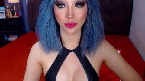 MS. AMALIA online show from December 20, 7:47 am