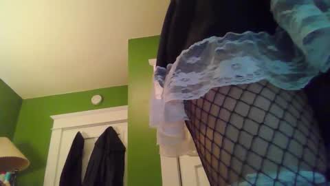 Snapshot of anilyseardor chatting on November 1, 9:39 am Ani online show from November 1, 9:39 am