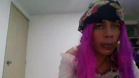 Anne online show from January 7, 4:05 am