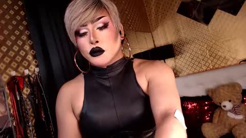 antoniasaints69 online show from May 11, 12:54 pm