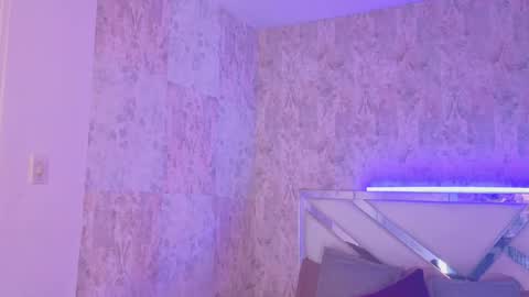 Isabella online show from May 12, 9:34 pm