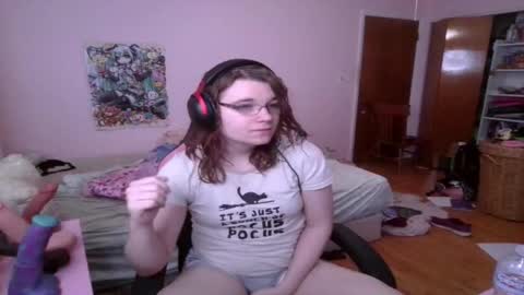 Ariathebrat online show from May 8, 9:22 pm