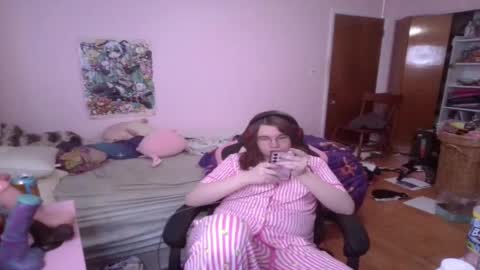 Ariathebrat online show from May 13, 9:24 pm