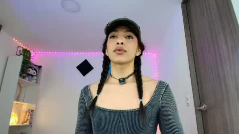 arimoon18 online show from May 24, 12:13 pm