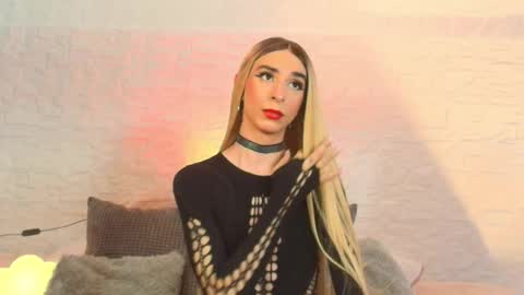   Nice to meet you  thumb up me please its important I  LOOK MY BIO DOWN online show from May 7, 2:51 am