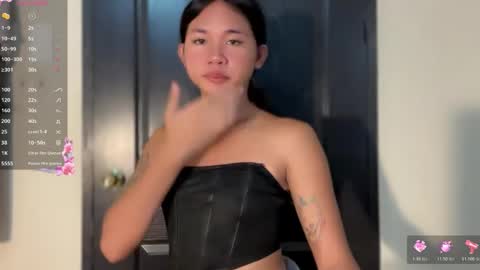 Rhea online show from May 22, 11:01 pm