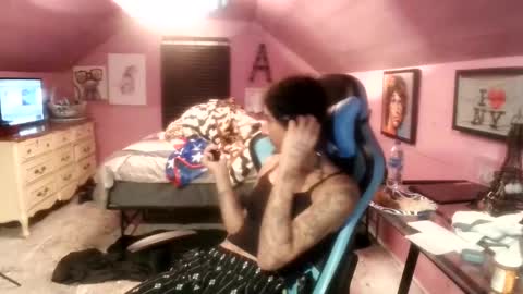   xoxo G0DD3SS xoxox    online show from October 19, 1:09 am