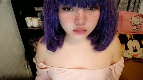 cute online show from March 1, 12:39 am