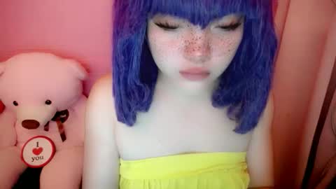 cute online show from May 29, 11:14 pm