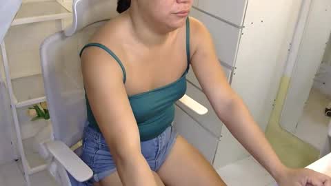 Rhian online show from May 20, 4:29 am