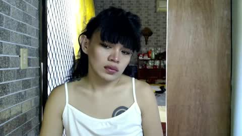 aymkyline online show from May 27, 2:08 am