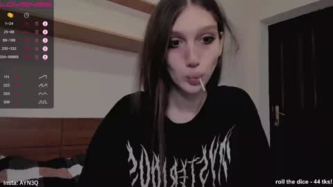 AYNEK        fansly  online show from December 15, 1:43 pm