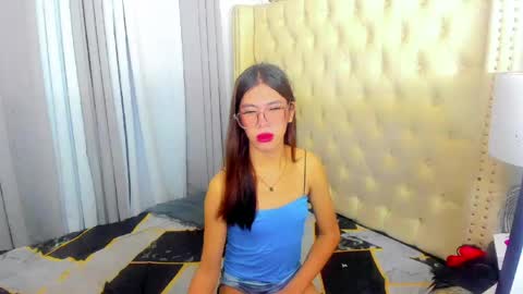 Call me Denise online show from May 27, 1:47 am