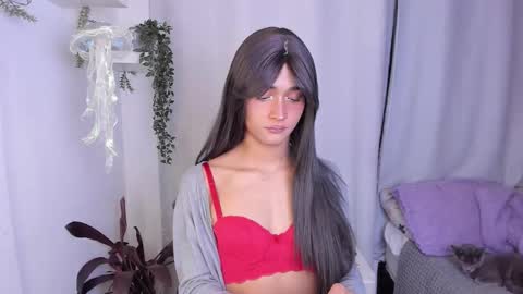 Snapshot of baby_kaliope chatting on October 12, 8:50 am Kaliope online show from October 12, 8:50 am