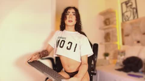 ballesteros_ online show from January 16, 5:05 am