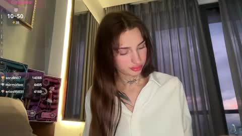 My name is Molly. Please say hello I like talking to you. If you have any wishes or obscene desires please use the tip menu online show from January 3, 10:41 am