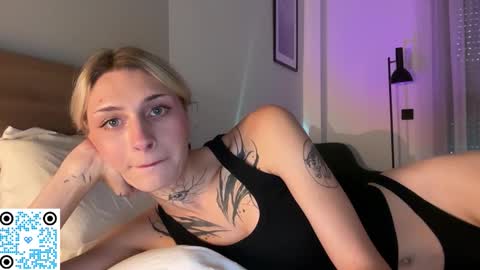 My name is Molly. Please say hello I like talking to you. If you have any wishes or obscene desires please use the tip menu online show from September 29, 4:17 pm