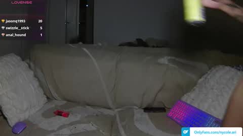 bbygirlnycole online show from May 1, 1:32 am