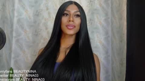 beauty_nina online show from October 30, 11:20 am